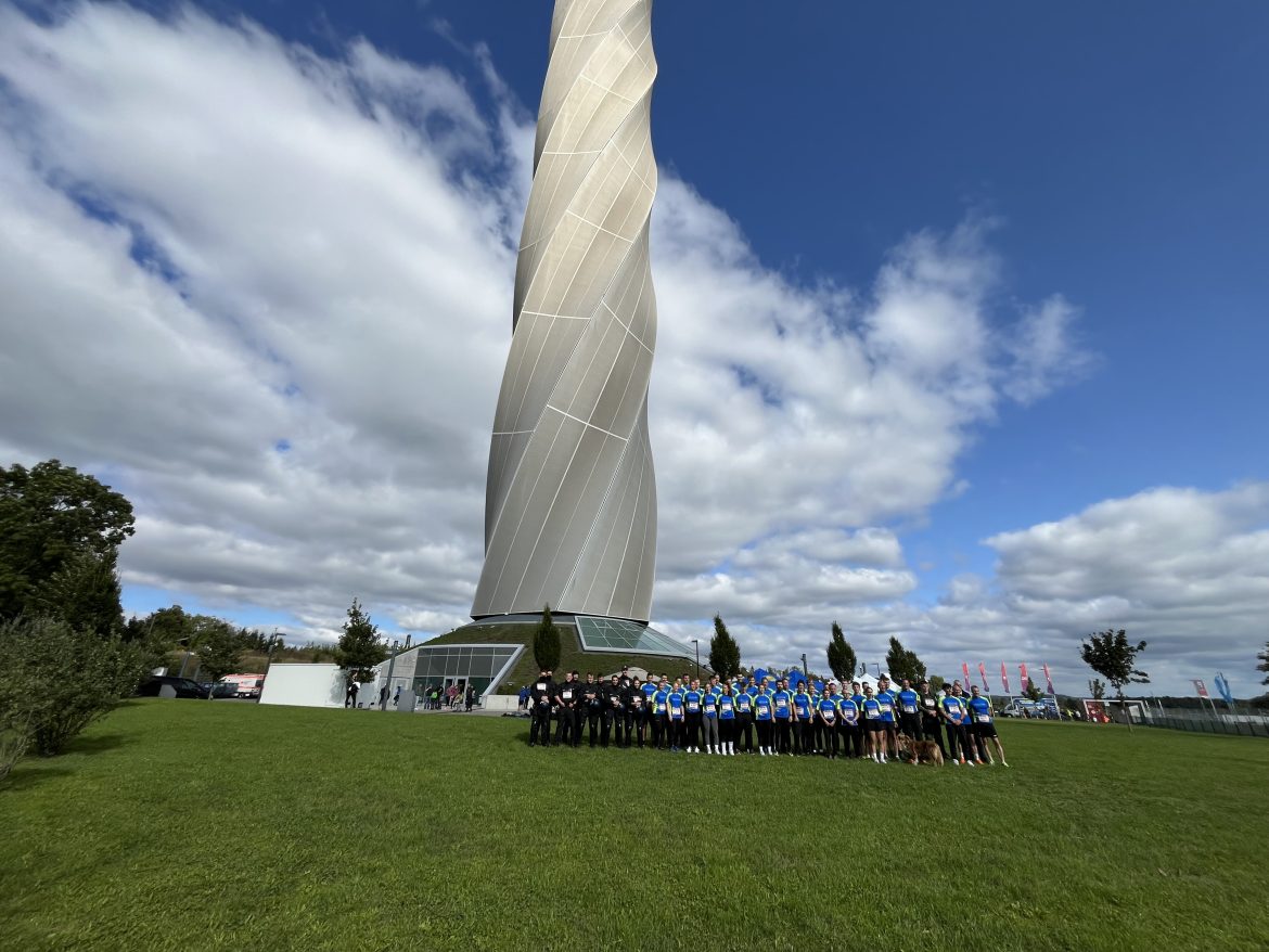 Gruppenbild des Polizeiteams beim TOWERRUN 2024 in Rottweil