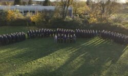 Gruppenbild des Einstellungsjahrgangs